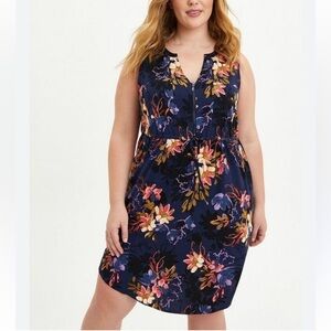 NWT Torrid, Mini Challis Zip-Front Shirt Dress, size 4